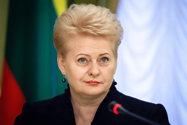 8 Hot Sexy Dalia Grybauskaite Bikini Pics