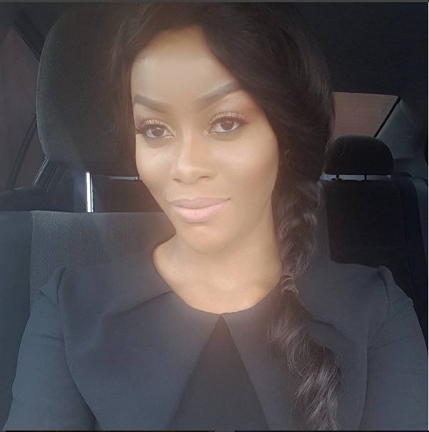 9 Hot Sexy Damilola Adegbite Attoh Bikini Pics 