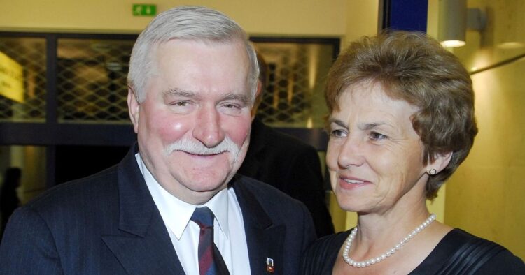 danuta walesa 13