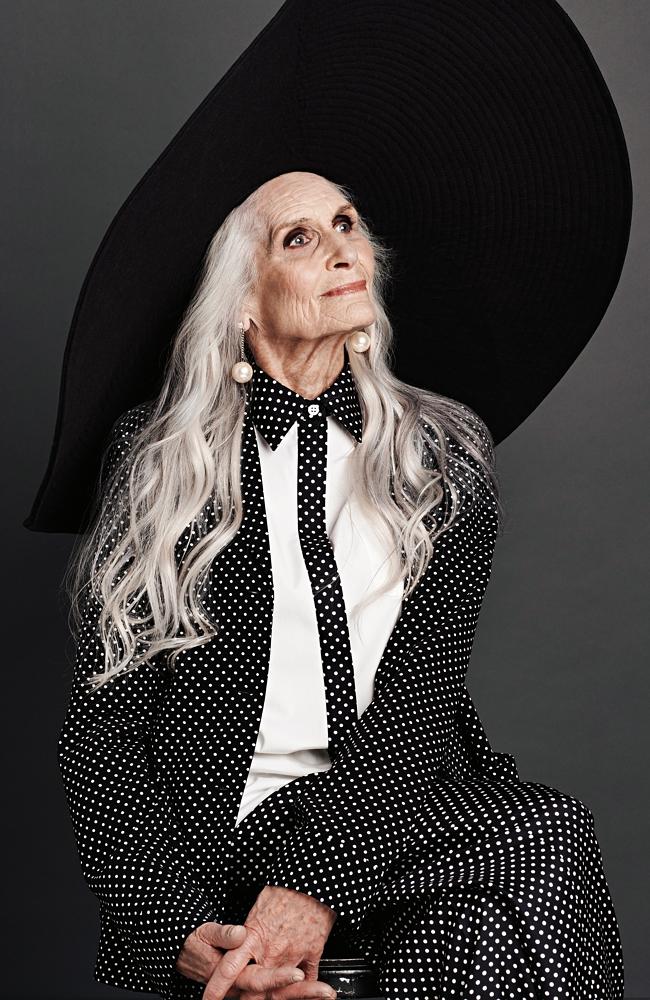 daphne selfe 9