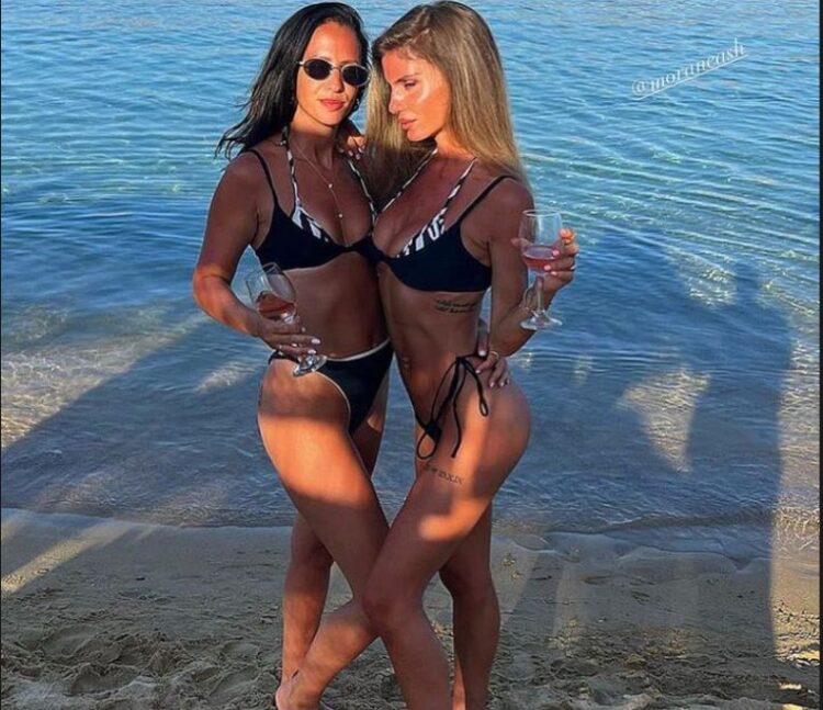 9 Hot Sexy Debby Pfaff Bikini Pics 9 Hot Sexy Debby Pfaff Bikini Pics