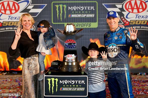 delana harvick 8