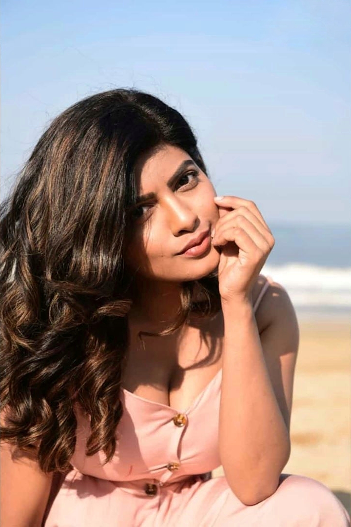 dhanashri kadgaonkar 6