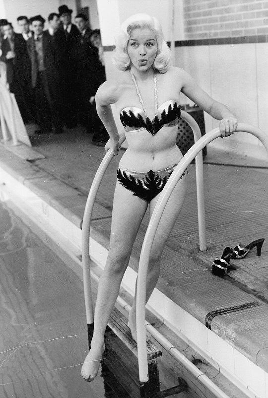 diana dors 7