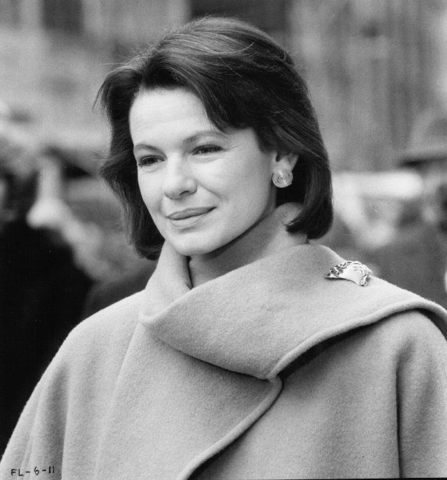 dianne wiest 4