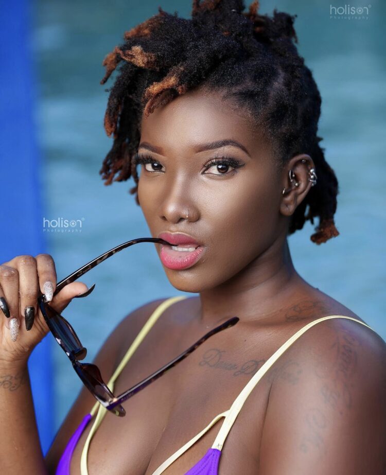 ebony reigns 5