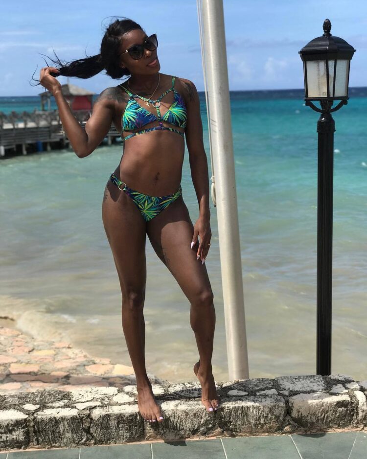 elaine thompson 6