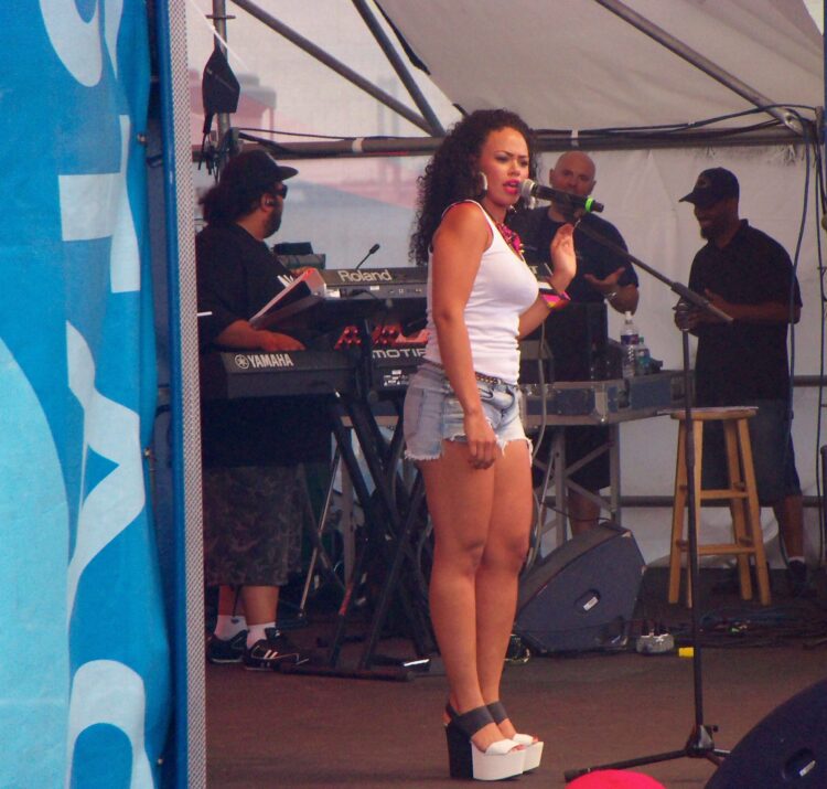 elle varner 8 scaled