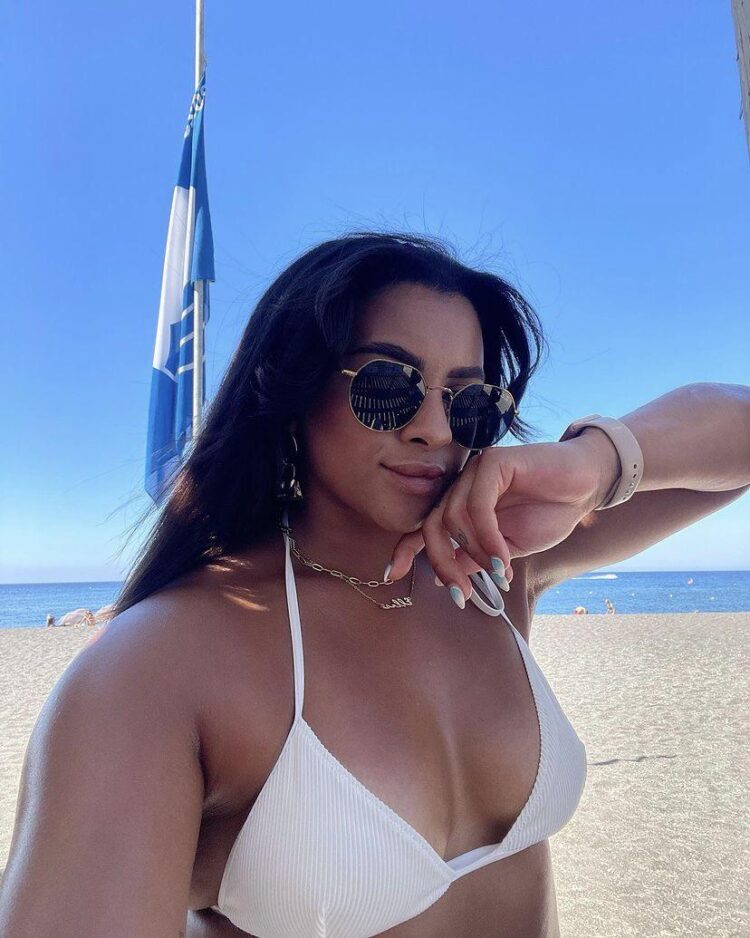 ellie downie 1