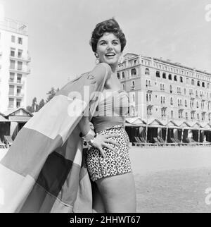 eunice gayson 7