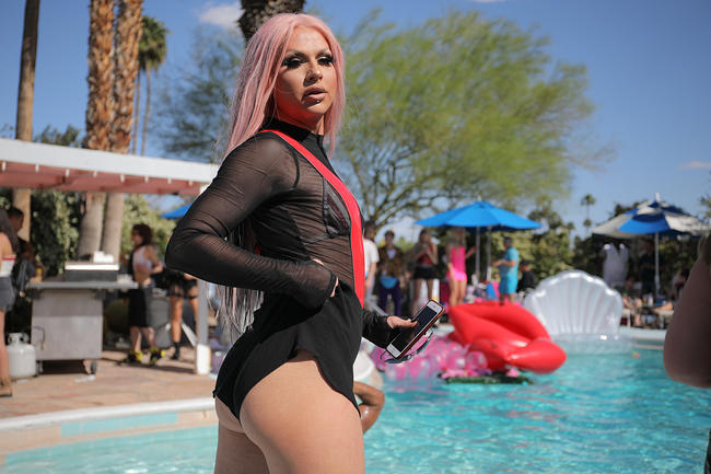 farrah moan 8