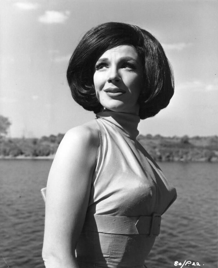 fenella fielding 3