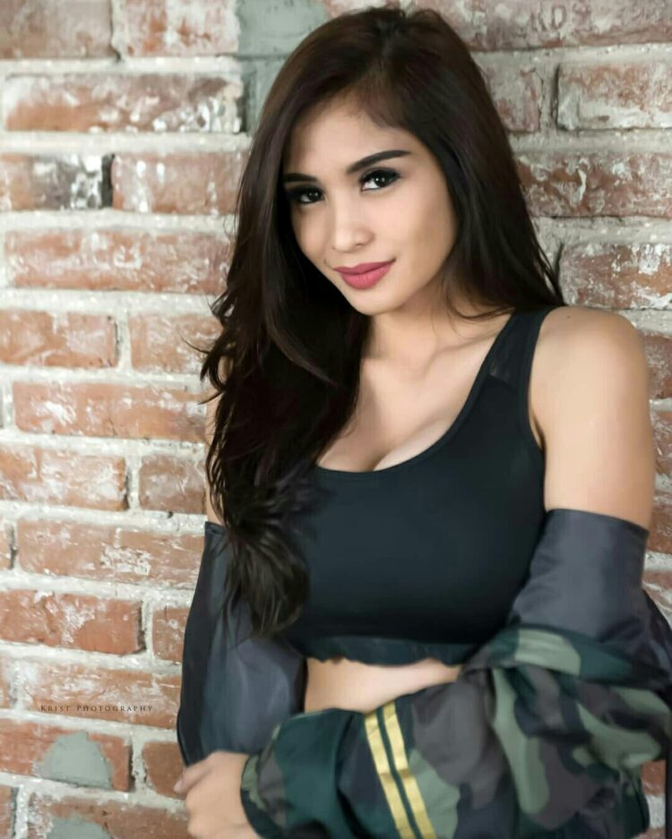 gabriella larasati 9