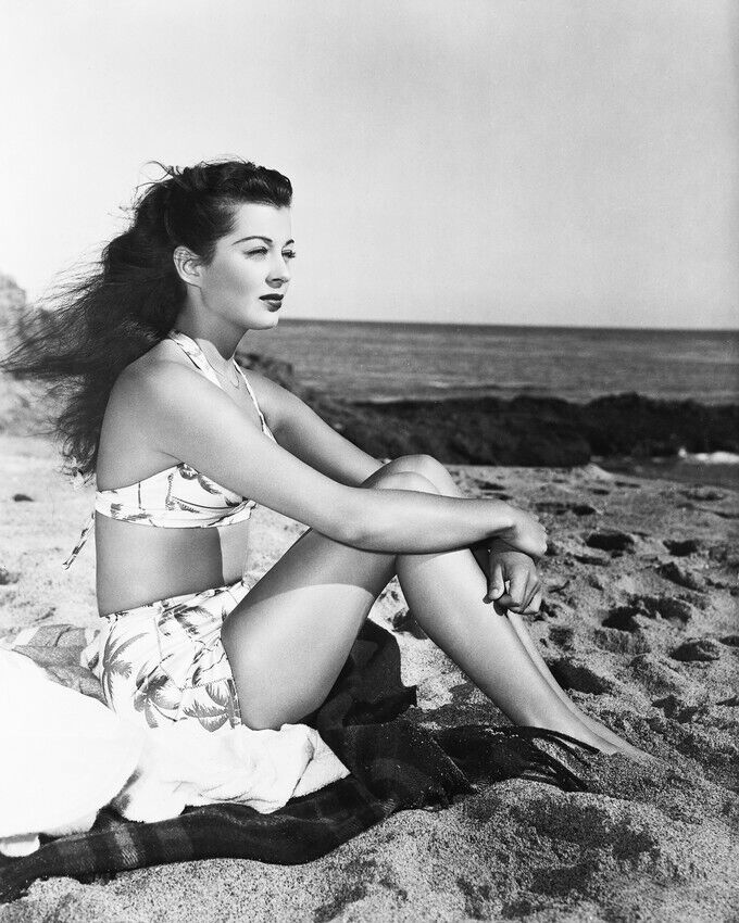 gail russell