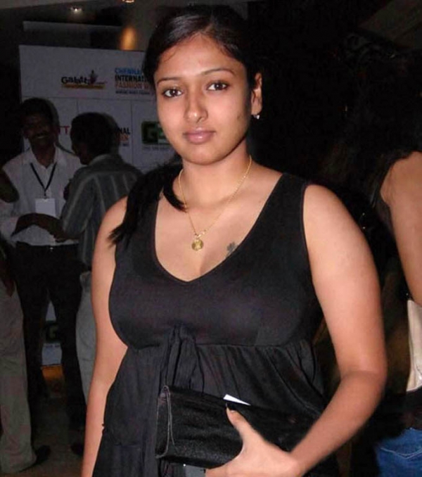 gayathri raguram 5