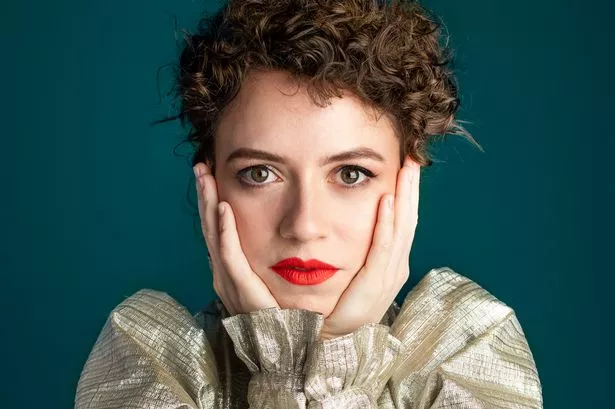 gemma leah devereux 4