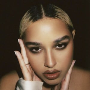 genesis yasmine mohanraj 5