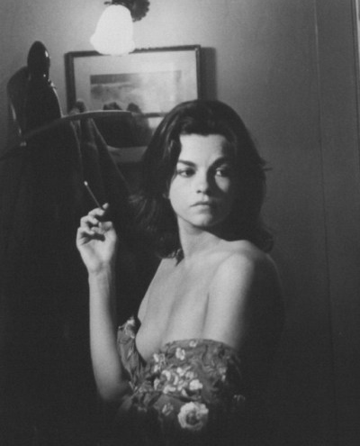 genevieve bujold 7