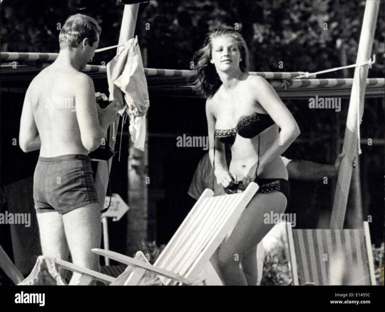 sophie duchess of hohenberg bikini pics 3