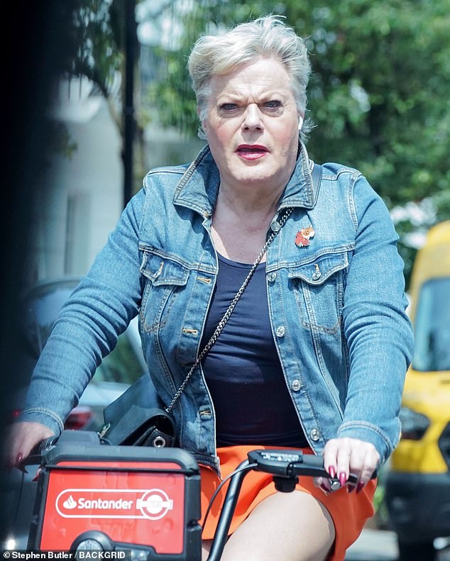 suzy eddie izzard 6