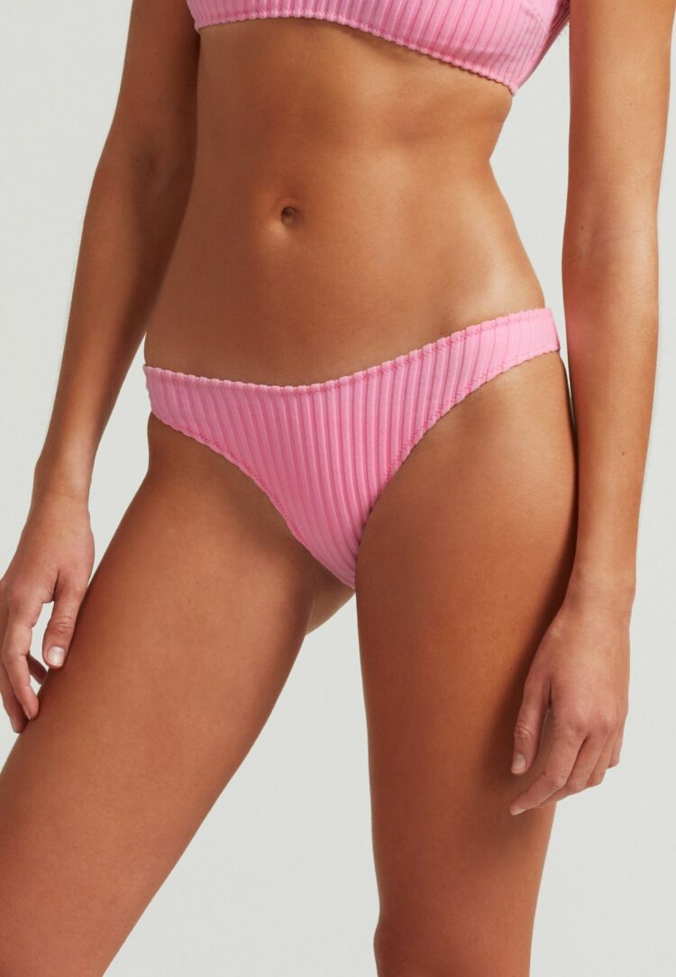 dr. robin lauren 9 scaled