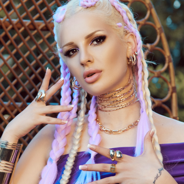 gokce kirgiz taner 3