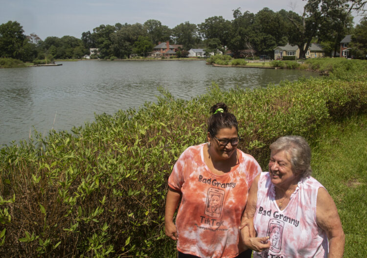 grannysoffherrocker 8 scaled