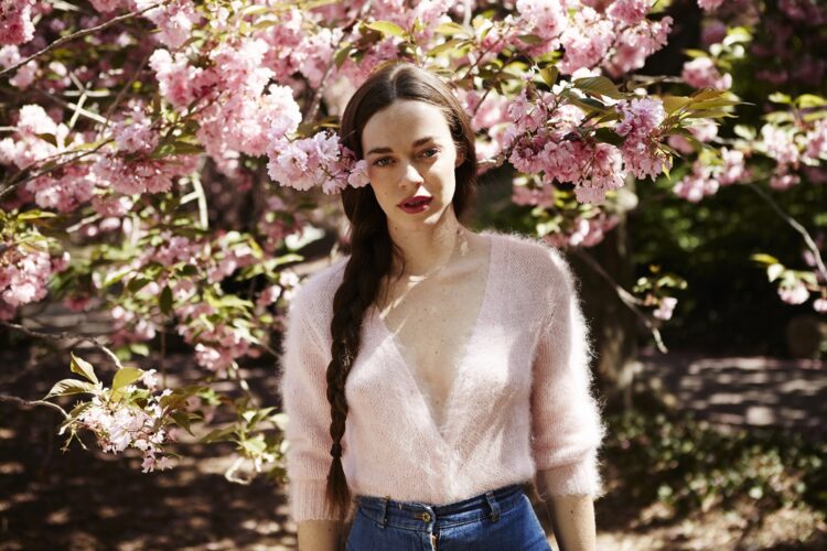 hailey benton gates 3