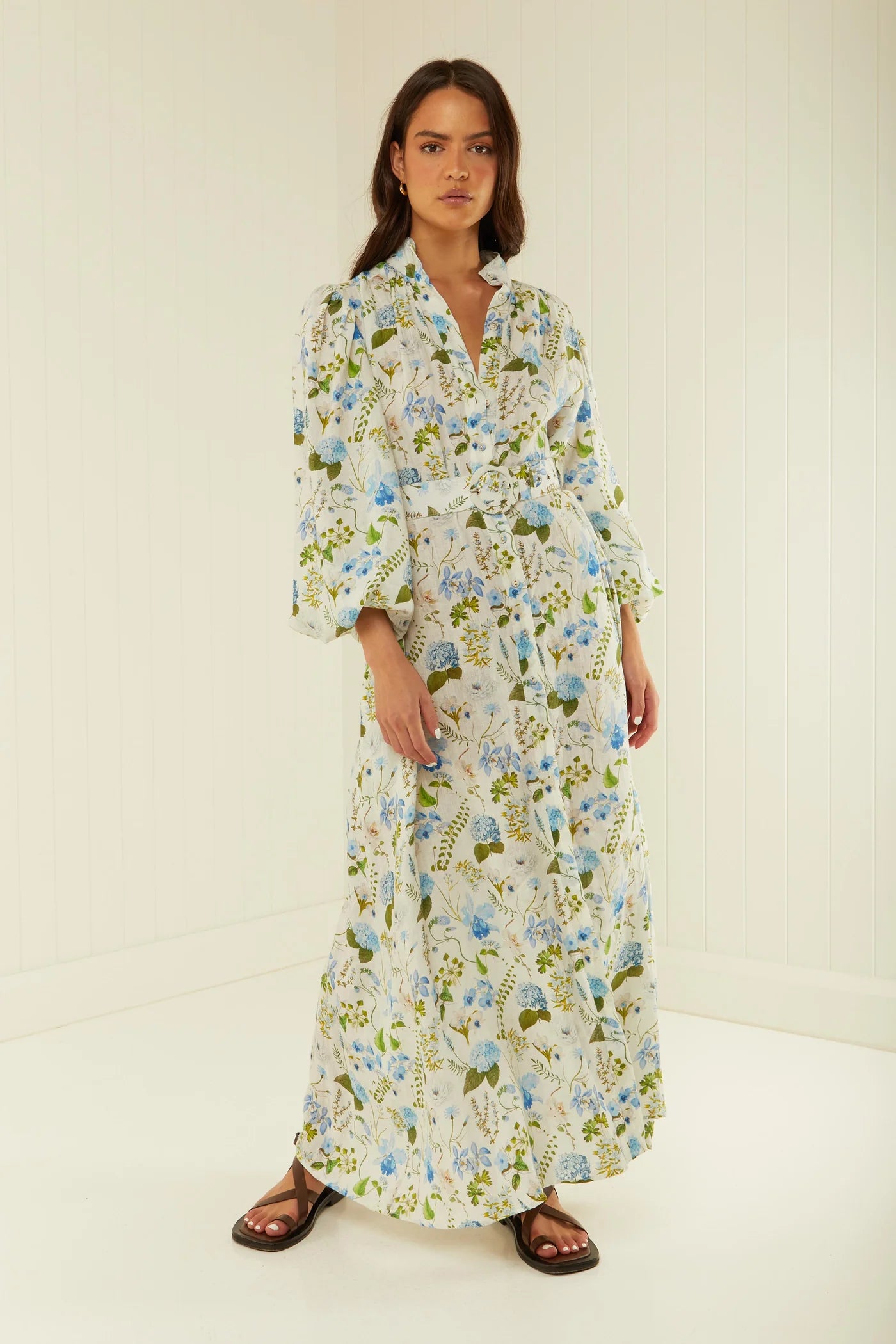 New Hot Sexy Hallie Quinn Brown Bikini Pics