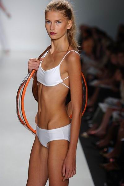 hana soukupova 8