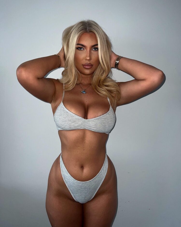 hannah richardson 8