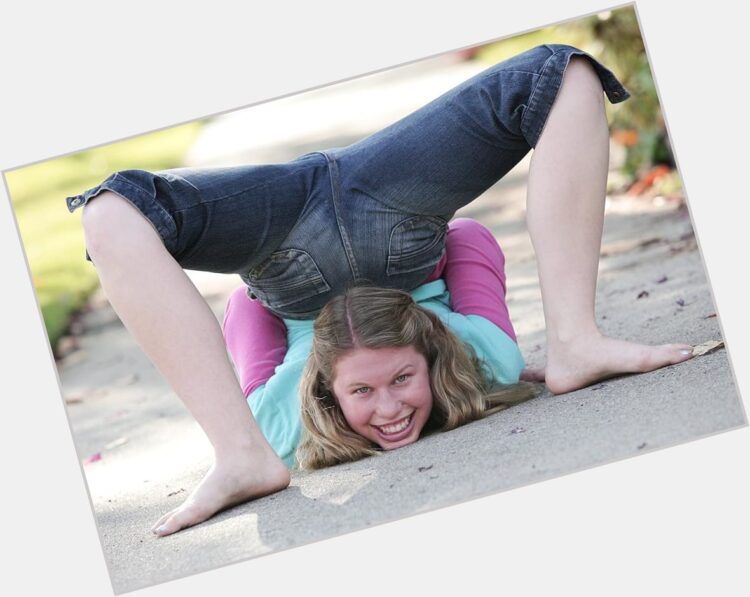 hayley holmes 6