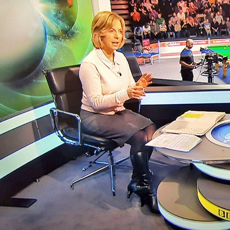 hazel irvine 4