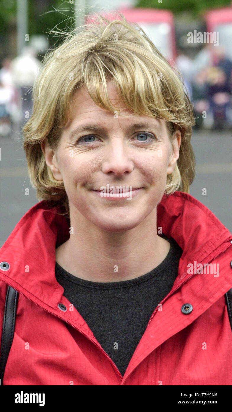 hazel irvine 6