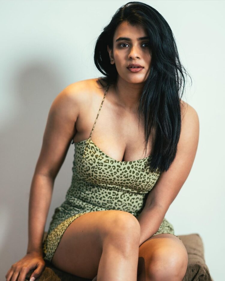 hebah patel 2