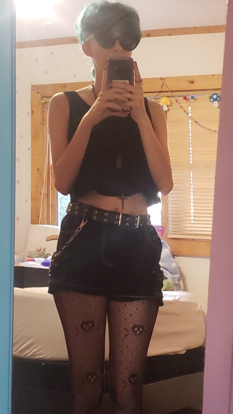 helliehorror 8 scaled