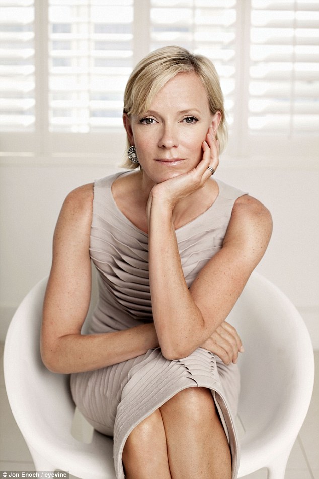 hermione norris 4