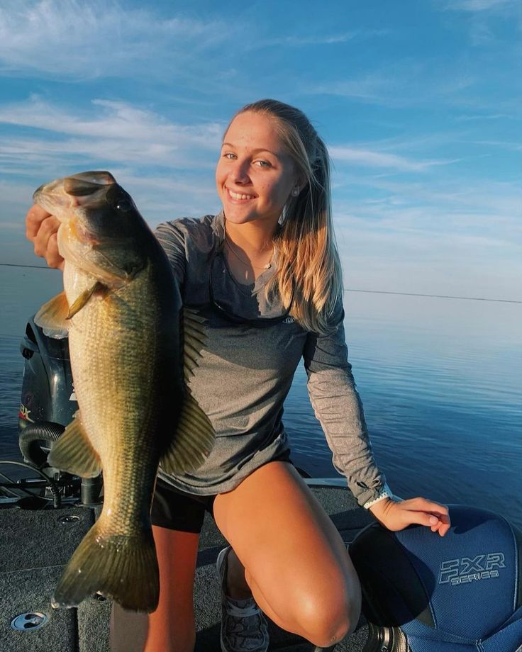 hillary sue martin 9