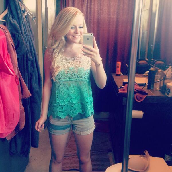 hollie cavanagh 6