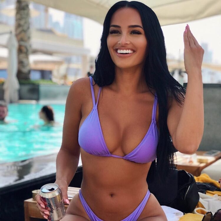 holly boon 5