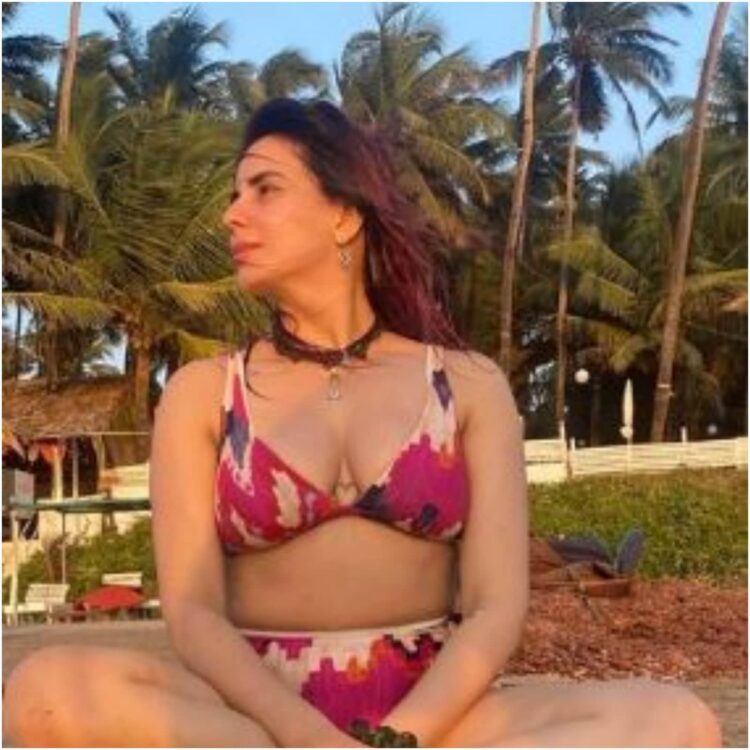 iamkirtikulhari 1