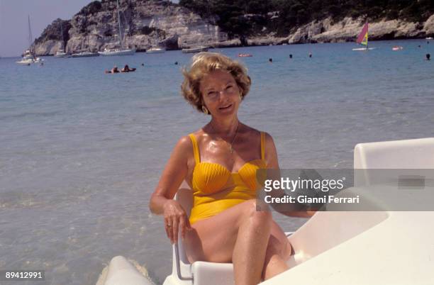 isabel martinez deperon 3