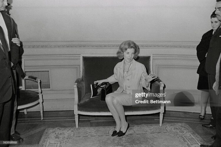 isabel martinez deperon 5