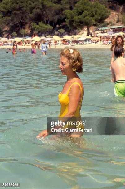 isabel martinez deperon