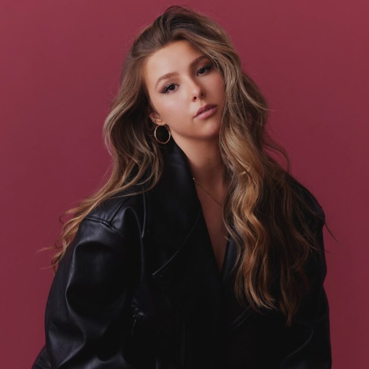 isabelle bonacorsi 8