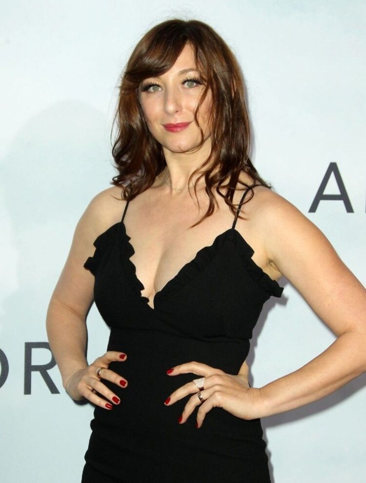 isidora goreshter 7