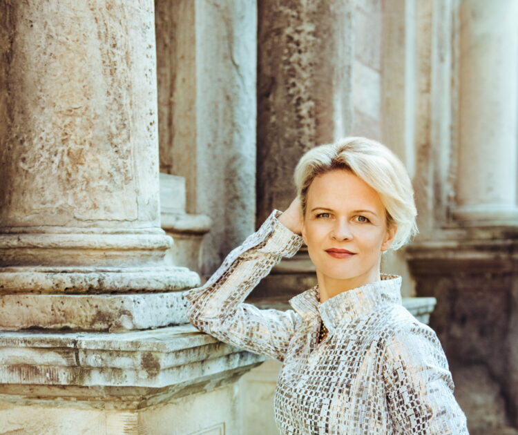 iveta apkalna 6 scaled