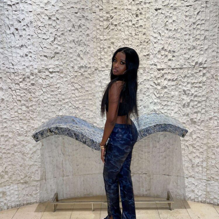 iyana halley 7