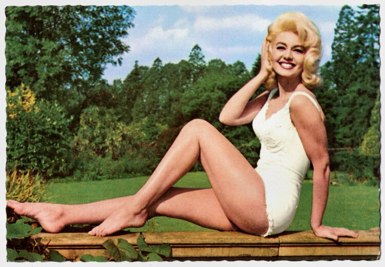 janette scott 5