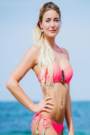 janina celine jahn 11